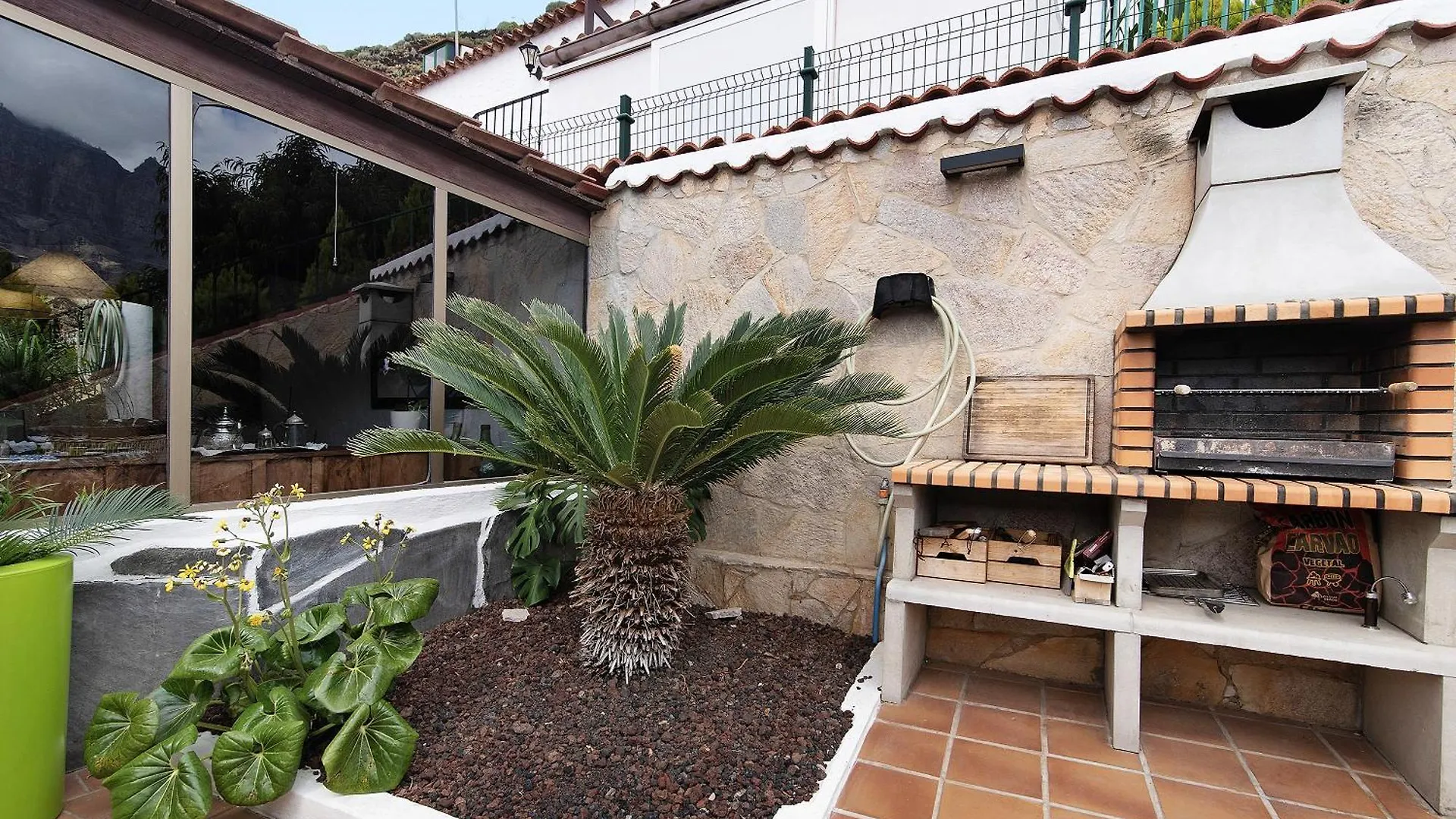 La Suerte Villa Agaete  0*, Agaete (Gran Canaria) Spain